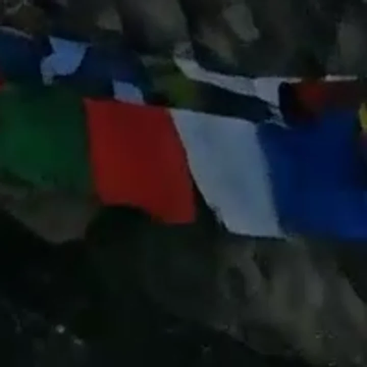 Veo Watermark Remover result: Frame from our Veo test video, before and after the Veo text mark was removed